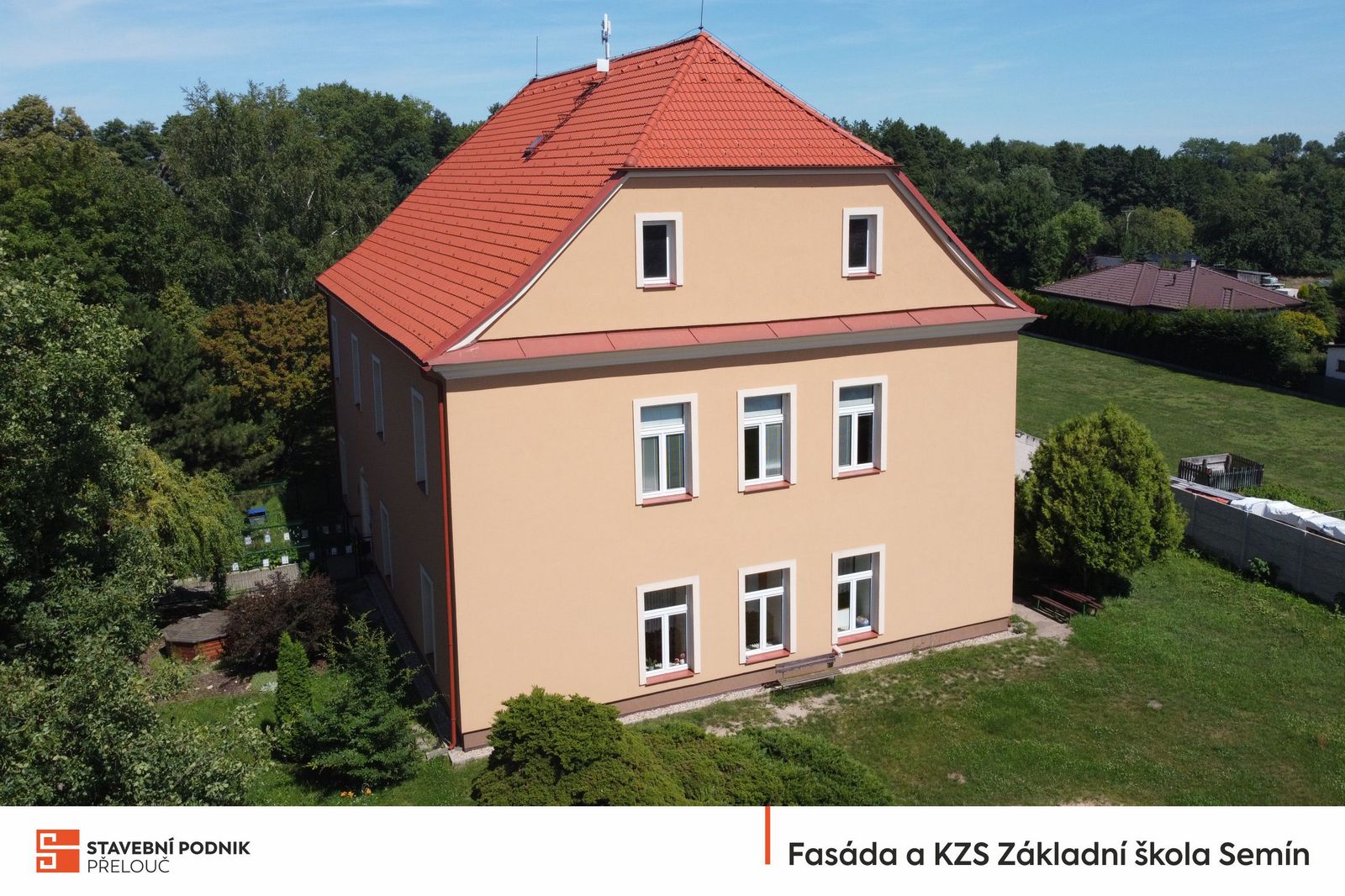 Rekonstrukce fasády a střechy základní školy - SPP ( Stavební podnik Přelouč )