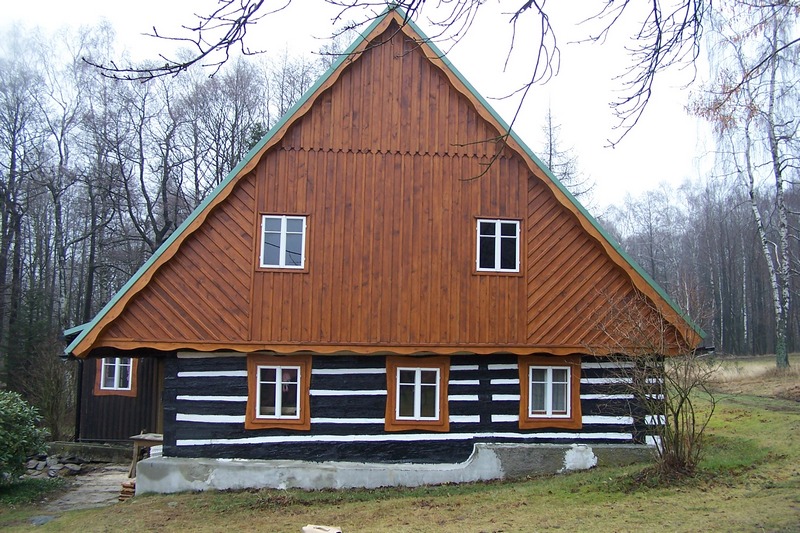 Rekonstrukce roubenky Stavební podnik Přelouč